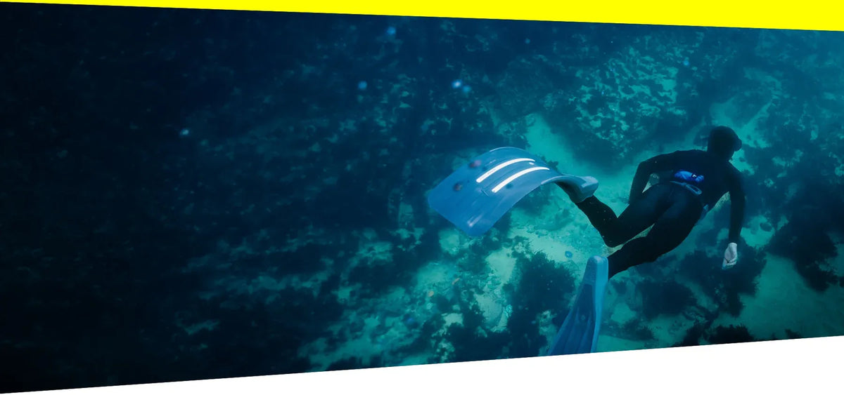 Diver with RESTUBE waterproof smartphone case underwater - Diving Philippines